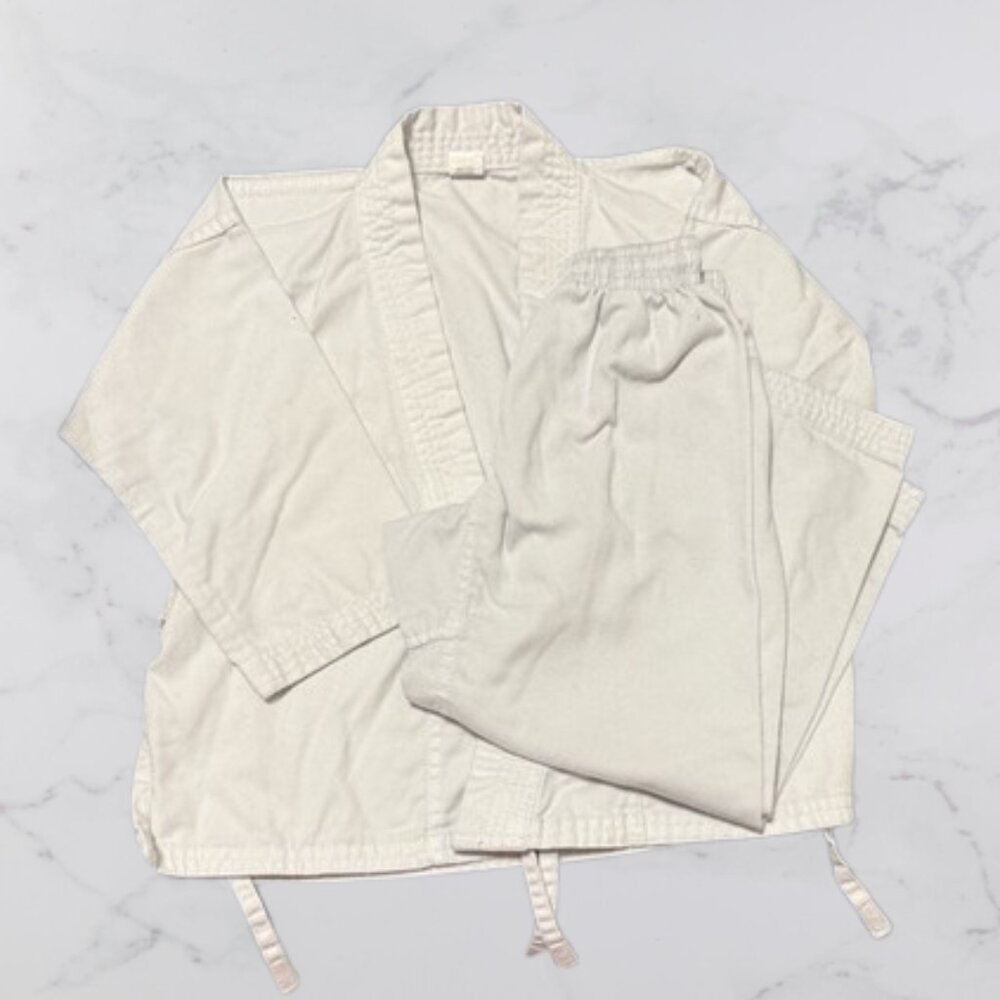 White Martial Arts Gi Set Kids Size 00